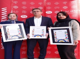 در روز جهانی استاندارد، گروه تولیدی ب.آ و دو مدیر کنترل کیفیت آن، افتخار آفرین شدند در روز جهانی استاندارد، گروه تولیدی ب.آ و دو مدیر کنترل کیفیت آن، افتخار آفرین شدند